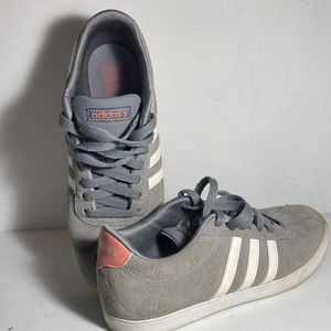 Adidas Women’s COURTSET Grey Tennis Shoes size 7.5